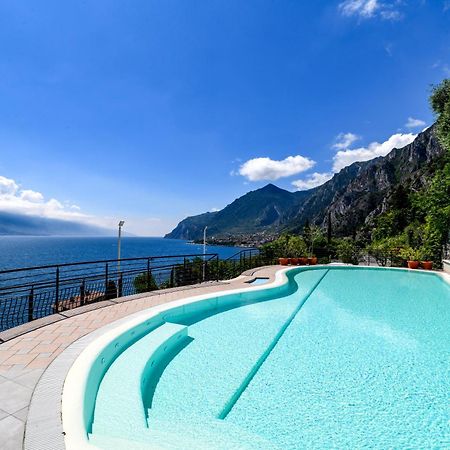 Hotel Villa Dirce Limone sul Garda Esterno foto