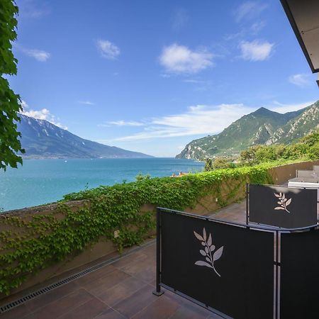 Hotel Villa Dirce Limone sul Garda Esterno foto