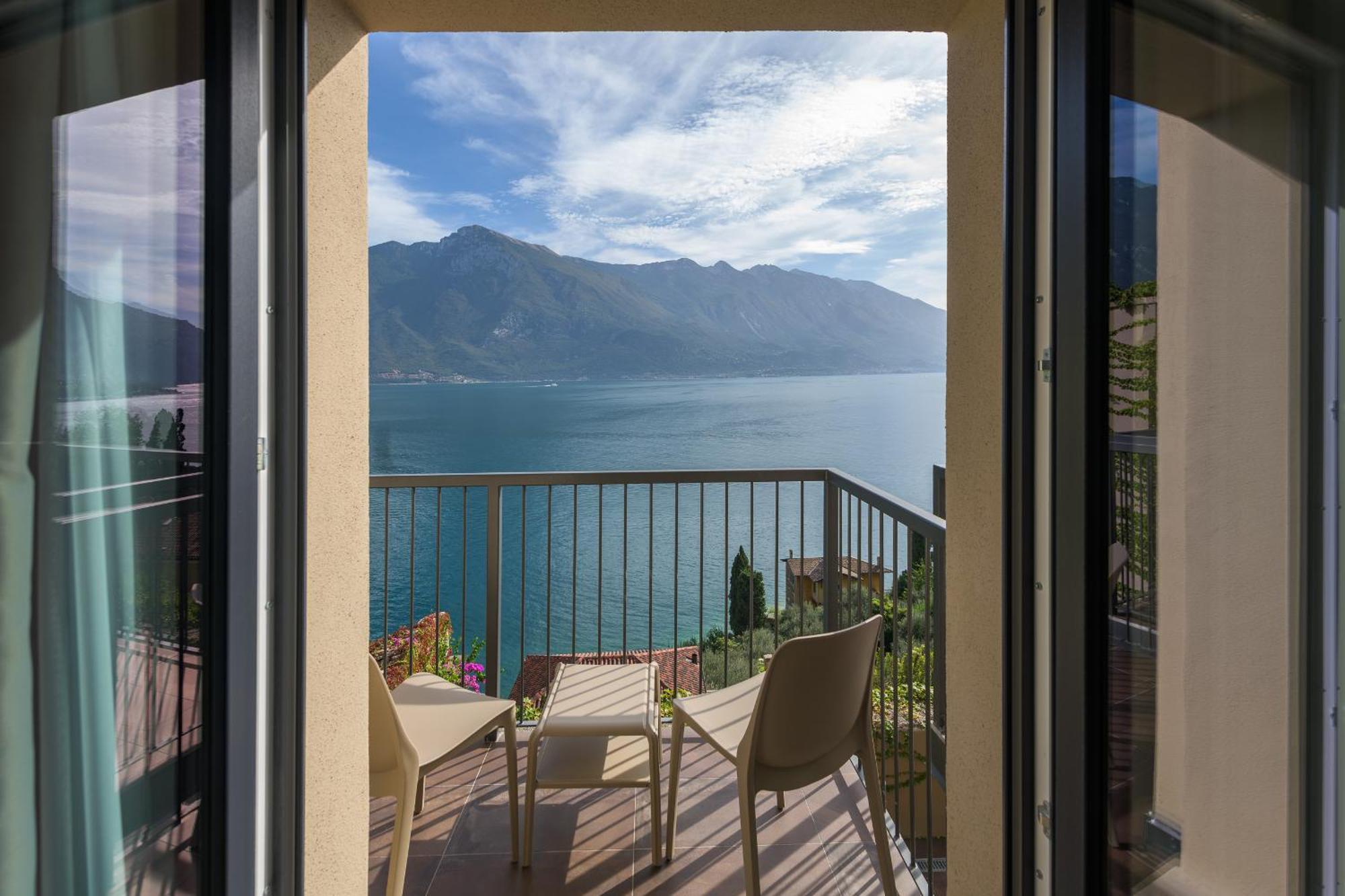 Hotel Villa Dirce Limone sul Garda Esterno foto