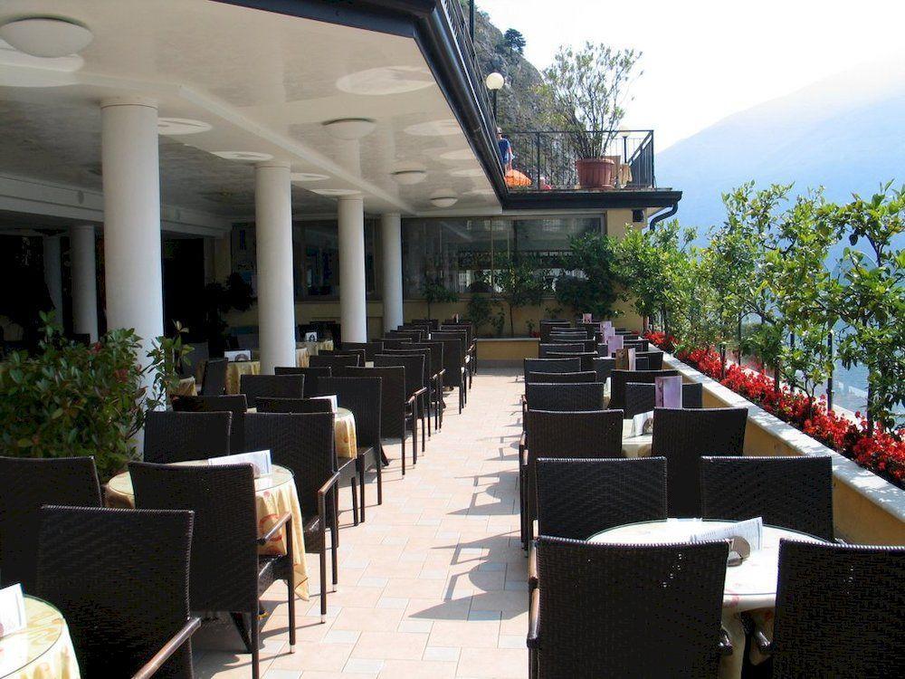 Hotel Villa Dirce Limone sul Garda Esterno foto