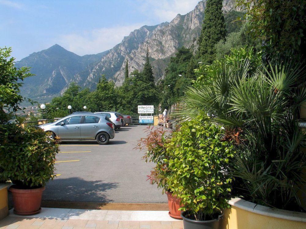 Hotel Villa Dirce Limone sul Garda Esterno foto