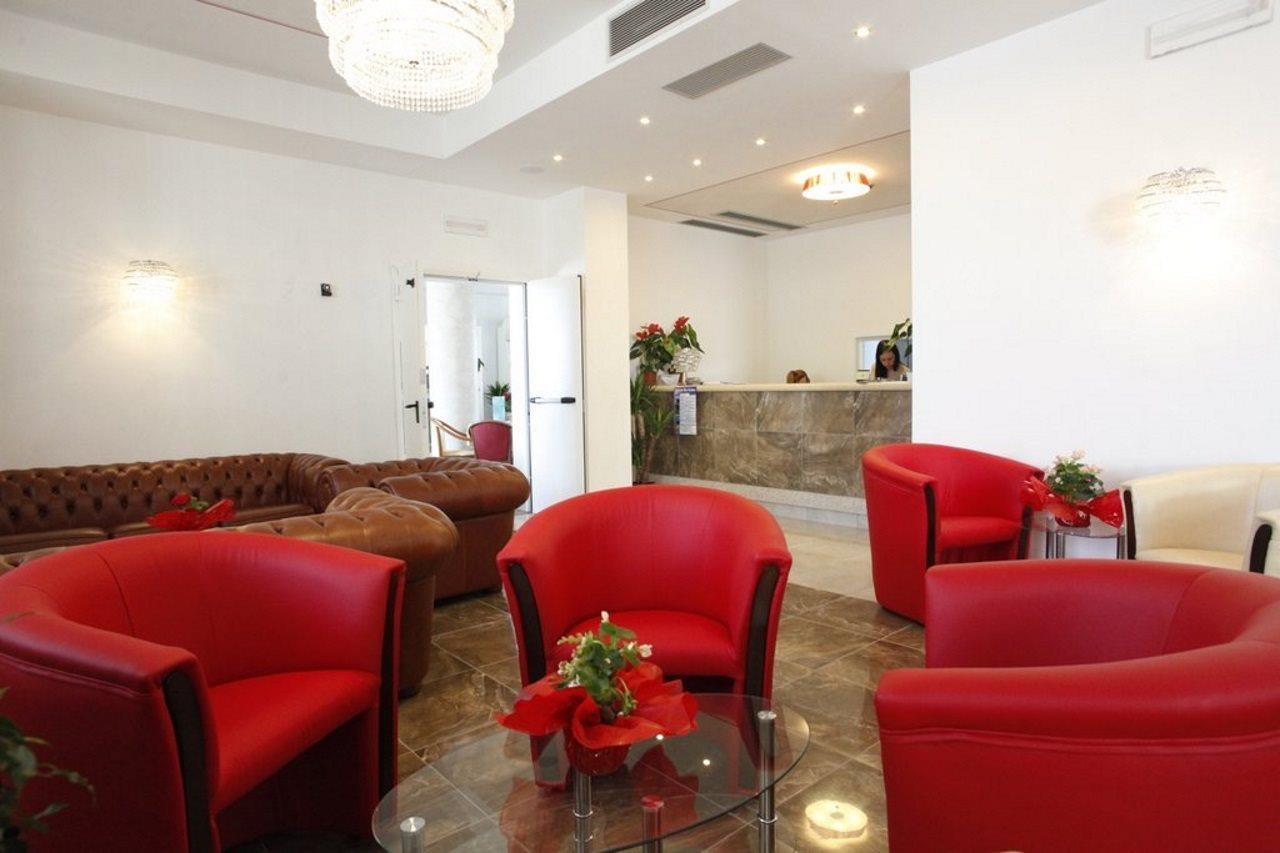 Hotel Villa Dirce Limone sul Garda Esterno foto