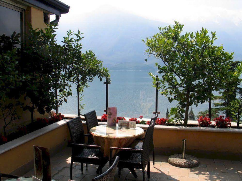Hotel Villa Dirce Limone sul Garda Esterno foto